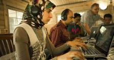 group of Arabic media professionals in RNTC training